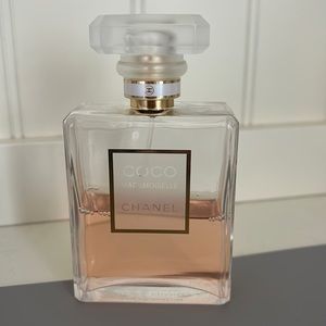 Coco Mademoiselle Chanel Paris